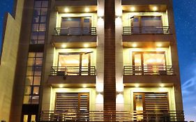Hotel Hc Grand Near Indraprastha Apollo Hospital